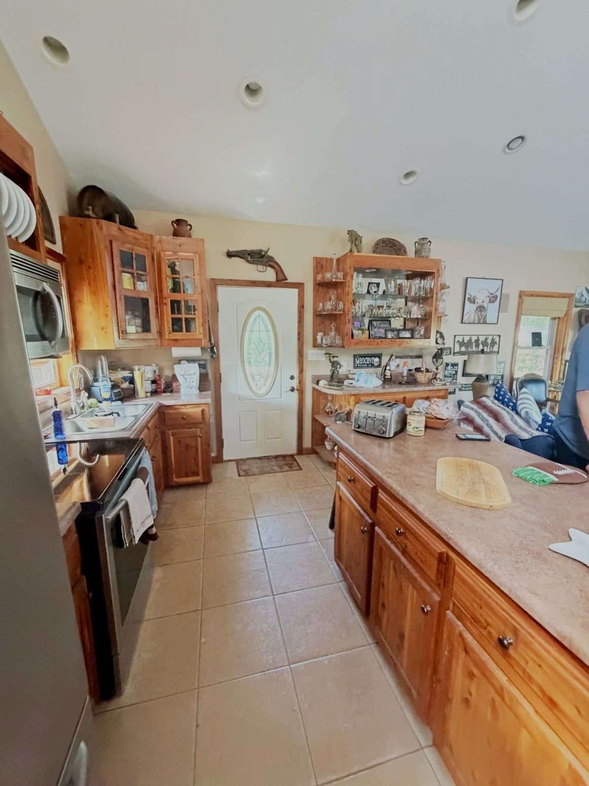 3400 residence — kitchen